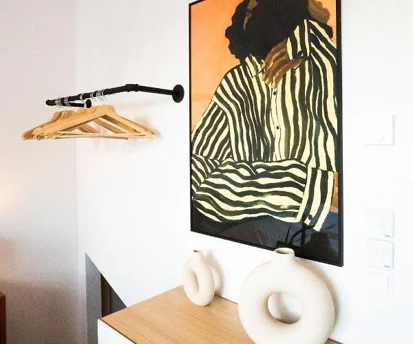Апартаменти Orestaliving - Penthouse With Private Terrace *