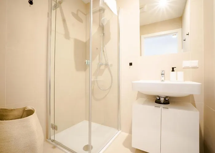 Апартаменти Orestaliving - Penthouse With Private Terrace Відень